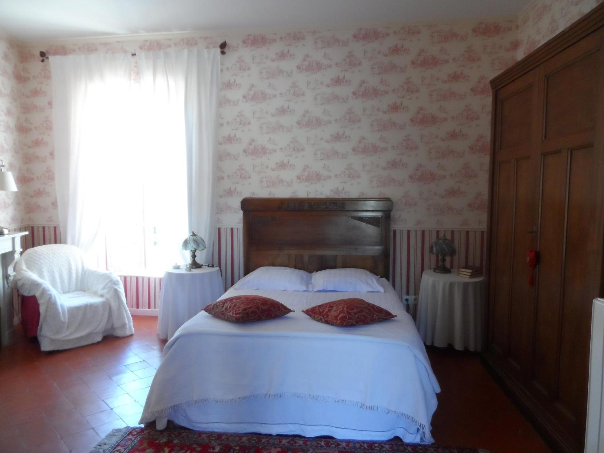 Clos Mazerolles Cruzy Quarto foto
